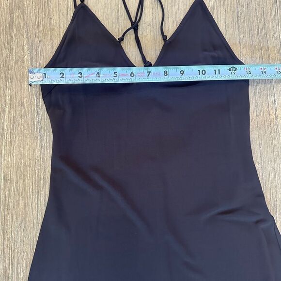 FRAME Delicate Knot Crepe Midi Dress Small - Picture 5 of 11